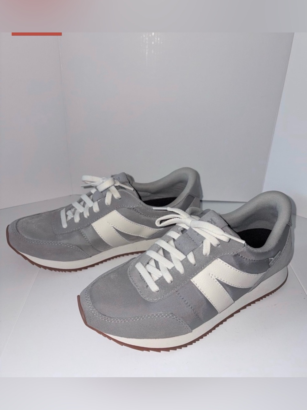 Kizik Gray and White Women's Sneakers